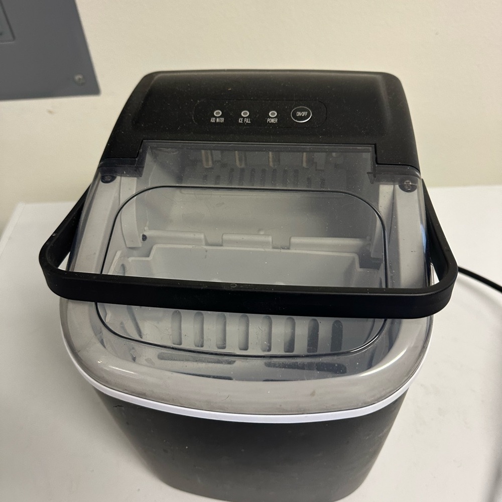 AGLucky Black Ice Maker Model HZB-12/H